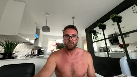 Snapshot of sharksboy16 chatting on May 2026 05:27:02 AM Sharksboy online show from May 2026 05:27:02 AM