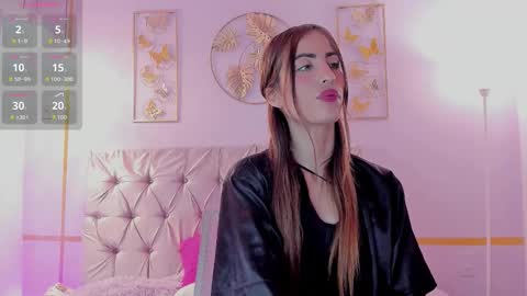 Snapshot of sharktitiare_ chatting on March 2026 12:00:01 PM sharktitiare_ online show from March 2026 12:00:01 PM