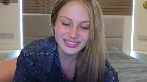 Snapshot of sharleenproject chatting on January 2026 12:43:01 PM Sharleen online show from January 2026 12:43:01 PM