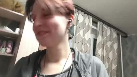 Sara online show from May 2026 06:49:02 PM
