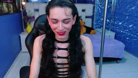 Sharlond online show from May 2026 02:00:01 PM