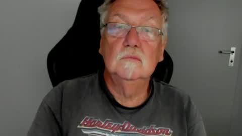 sharlots_pet online show from May 2026 04:46:02 PM