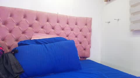 Sharlott online show from January 2025 11:52:01 AM