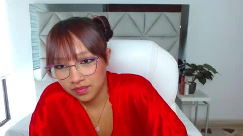 Snapshot of sharon_rosse__ chatting on March 2025 03:35:01 PM sharon_rosse__ online show from March 2025 03:35:01 PM
