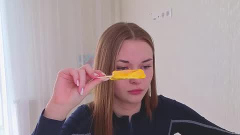 Snapshot of sharrimalagisi chatting on October 2025 04:13:01 AM Miroslava online show from October 2025 04:13:01 AM