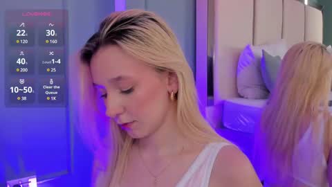 Shantall online show from February 2025 07:52:01 PM