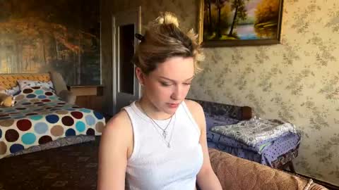 Snapshot of shawandamisemer chatting on May 2026 11:04:02 AM Lilith online show from May 2026 11:04:02 AM