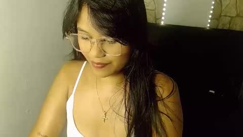 Snapshot of shawnycarson chatting on December 2025 03:42:01 PM Shawny carson online show from December 2025 03:42:01 PM