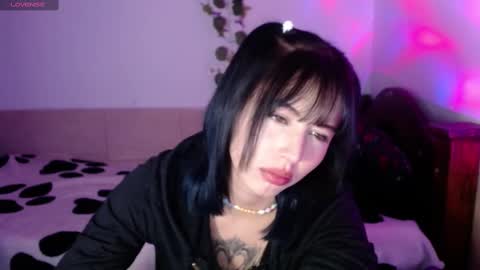 Shayla 3 online show from October 2025 08:39:01 PM