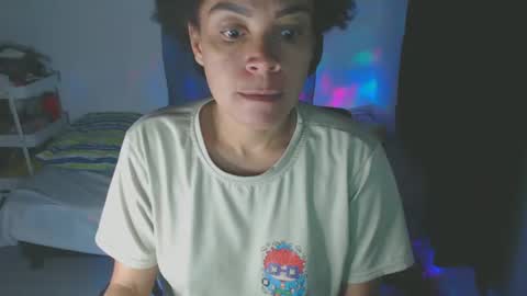 Shayna online show from March 2025 10:00:02 AM