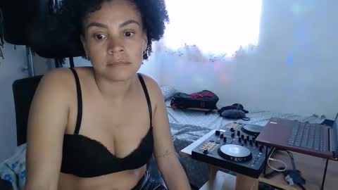 Shayna online show from February 2026 06:37:02 PM
