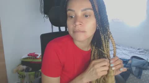 Shayna online show from April 2026 07:44:01 PM