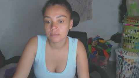 Shayna online show from May 2026 11:45:02 PM