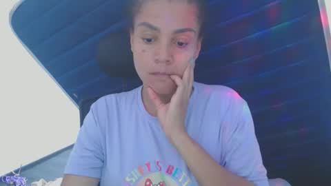 Shayna online show from May 2026 07:20:02 PM