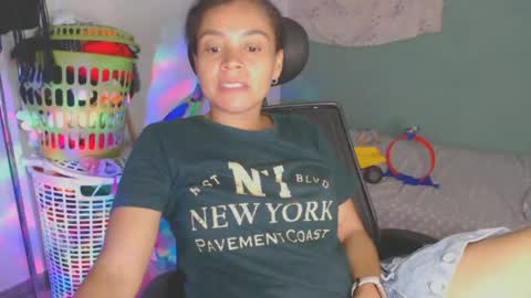 Shayna online show from June 2026 01:23:02 AM