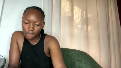 Snapshot of she_thick_n_sexxy chatting on May 2026 05:15:01 AM Thick babe online show from May 2026 05:15:01 AM