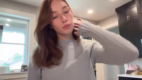 Snapshot of sheababyyy chatting on May 2026 02:24:02 PM Shea xx online show from May 2026 02:24:02 PM