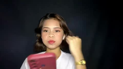 Evelyn online show from April 2026 09:35:02 AM