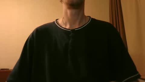 Snapshot of shedevr02 chatting on November 2025 05:35:01 PM Roger online show from November 2025 05:35:01 PM