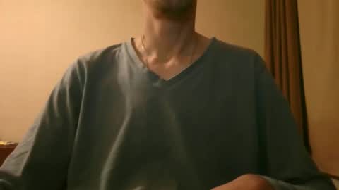 Snapshot of shedevr02 chatting on January 2026 06:46:01 PM Roger online show from January 2026 06:46:01 PM