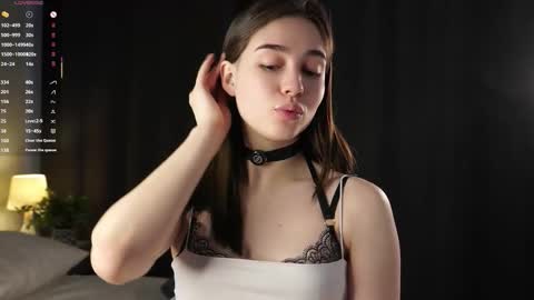 Tessa online show from March 2026 02:49:02 AM