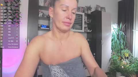 Sheila GMT 2 Tuesday Wednesday Friday Saturday Sunday- 8  5  online show from January 2026 04:49:02 AM