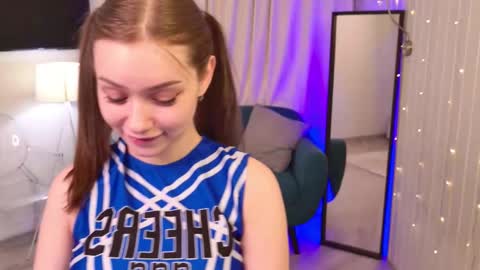 Snapshot of sheilla_pink chatting on February 2026 11:28:01 PM SHEILA online show from February 2026 11:28:01 PM