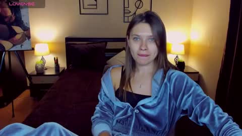 Snapshot of sheillatyler chatting on January 2025 09:28:01 AM Alexis online show from January 2025 09:28:01 AM