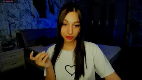 sheillawood online show from October 2025 12:44:02 AM