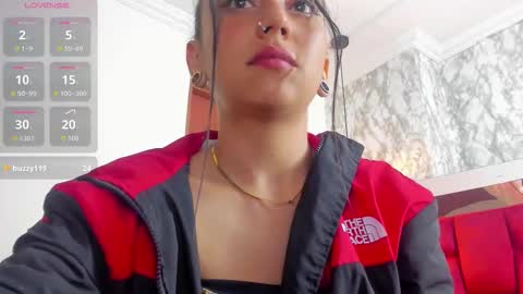 Snapshot of sheilly_brown chatting on December 2025 08:27:01 PM sheilly_brown online show from December 2025 08:27:01 PM