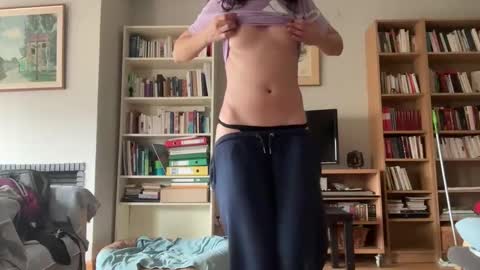 Snapshot of shekitty chatting on February 2026 11:20:01 AM shekitty online show from February 2026 11:20:01 AM