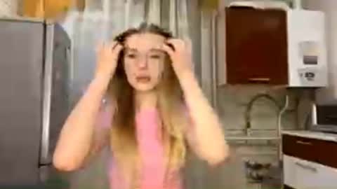 Jenny online show from October 2025 08:22:01 PM