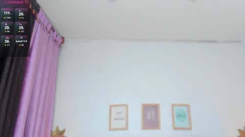 Snapshot of shelby_carson chatting on October 2025 01:16:02 AM Shelby cute online show from October 2025 01:16:02 AM