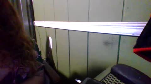 Red online show from November 2025 03:10:02 AM