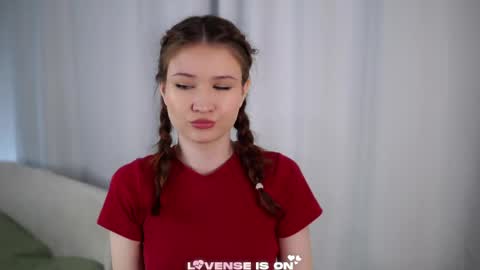 Snapshot of sheliamuyres chatting on March 2026 01:39:02 PM Lina online show from March 2026 01:39:02 PM