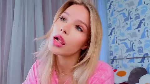 Lina online show from June 2026 02:13:02 AM