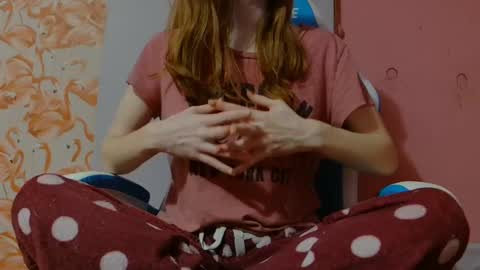 Snapshot of shelikessoymilk chatting on December 2024 02:40:01 AM Erika online show from December 2024 02:40:01 AM