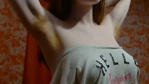 Snapshot of shelikessoymilk chatting on January 2025 12:43:02 AM Erika online show from January 2025 12:43:02 AM