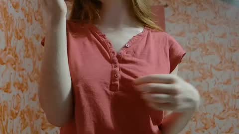 Snapshot of shelikessoymilk chatting on September 2025 01:16:02 AM Erika online show from September 2025 01:16:02 AM