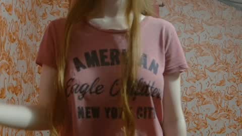 Erika online show from April 2026 02:42:02 AM