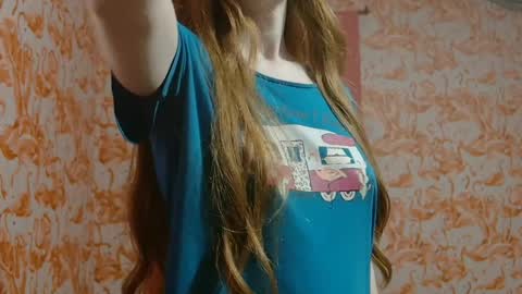 Erika online show from April 2026 02:44:01 AM