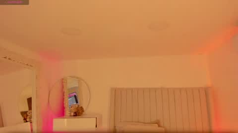 shelynna_azzul online show from May 2026 11:29:02 AM