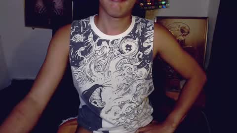 Snapshot of shemel69 chatting on February 2025 08:54:02 PM MELODY online show from February 2025 08:54:02 PM