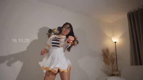 Snapshot of shena_nomy chatting on October 2025 11:06:02 PM In instagram shena nomy online show from October 2025 11:06:02 PM