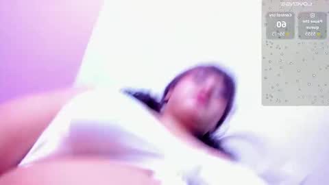 Snapshot of shenoa_hunter chatting on November 2025 02:46:02 AM SHENOA online show from November 2025 02:46:02 AM