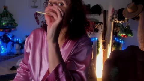 Snapshot of sherahade chatting on December 2024 05:31:02 AM shera hade online show from December 2024 05:31:02 AM