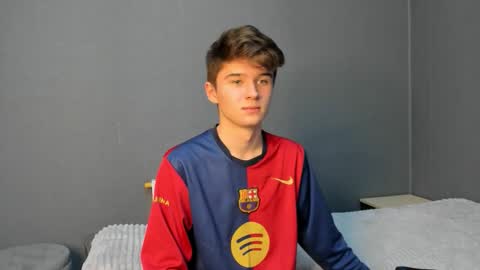 Snapshot of sherlockmax chatting on October 2025 08:33:01 PM Max online show from October 2025 08:33:01 PM