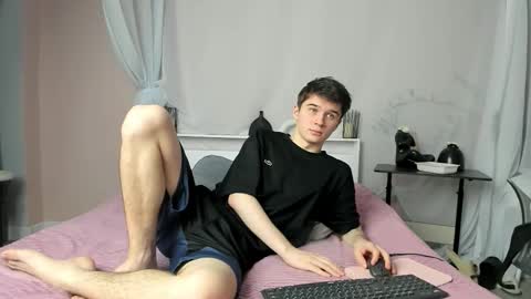 Snapshot of sherlockmax chatting on January 2026 06:56:02 PM Max online show from January 2026 06:56:02 PM