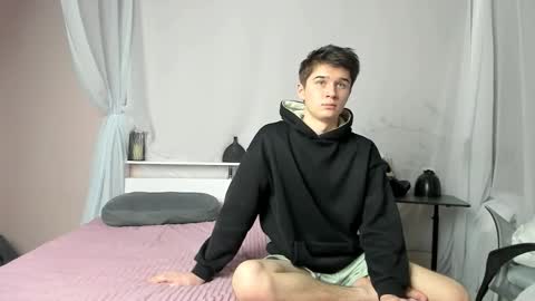 Snapshot of sherlockmax chatting on January 2026 07:06:02 PM Max online show from January 2026 07:06:02 PM