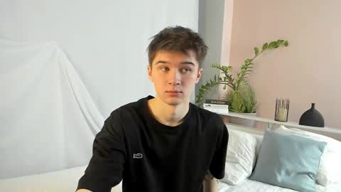 Snapshot of sherlockmax chatting on February 2026 01:06:02 AM Max online show from February 2026 01:06:02 AM